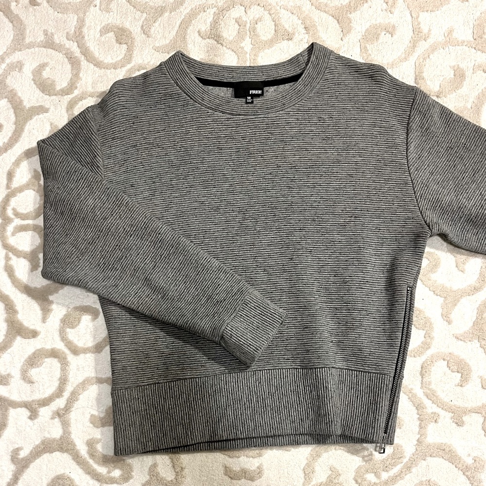 Aritzia sweater